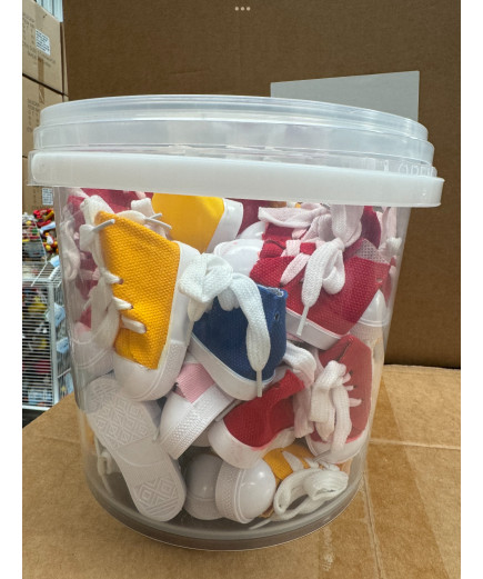 Tub Of 50 Parrot Sneaker Shaped Chew Toys / Foot Toys