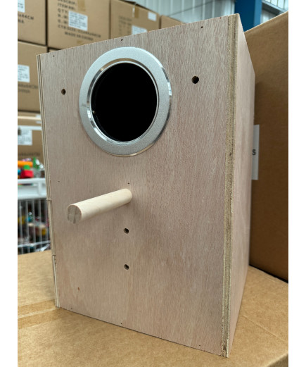 Large Parakeet / Parrot Nesting Box