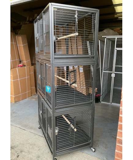 Parrot Supplies Triple Breeding / Display Parrot Cage - Antique 