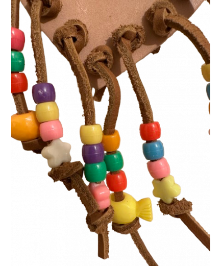 Parrot-Supplies Leather Heart With Plastic Beads Parrot Toy